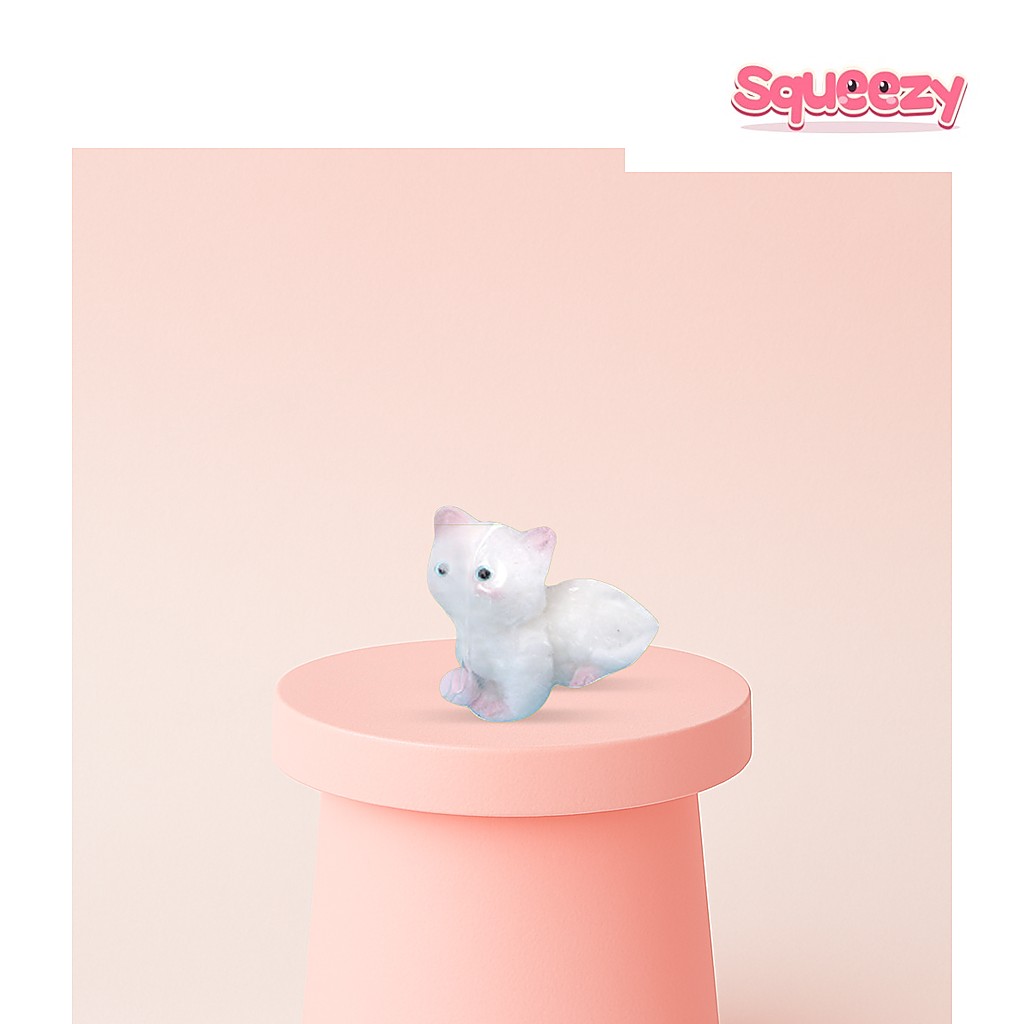 Cute Cat Squishy being squeezed