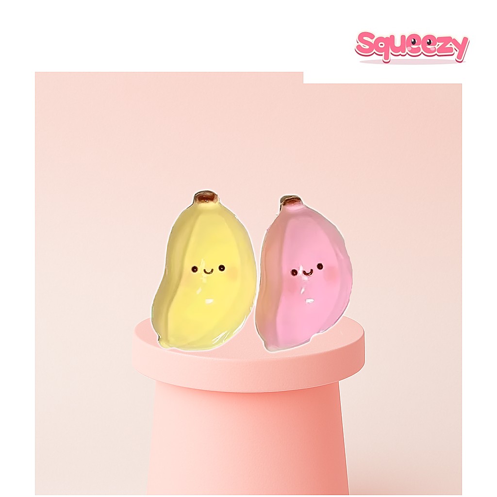 Banana Cute Squishy being squeezed
